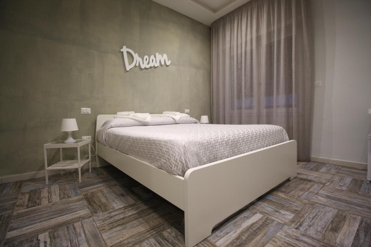 Recia Room เนเปิลส์ ภายนอก รูปภาพ
