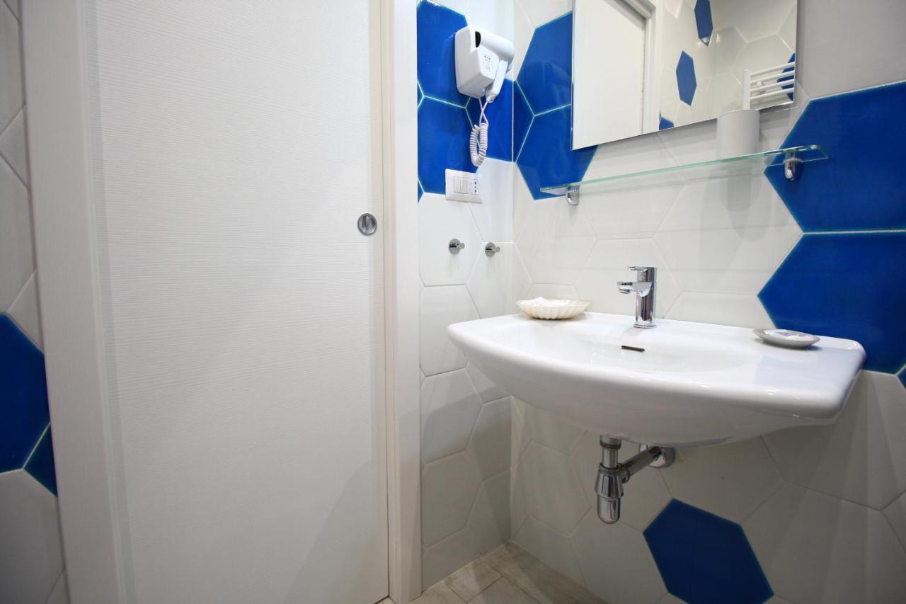 Recia Room เนเปิลส์ ภายนอก รูปภาพ